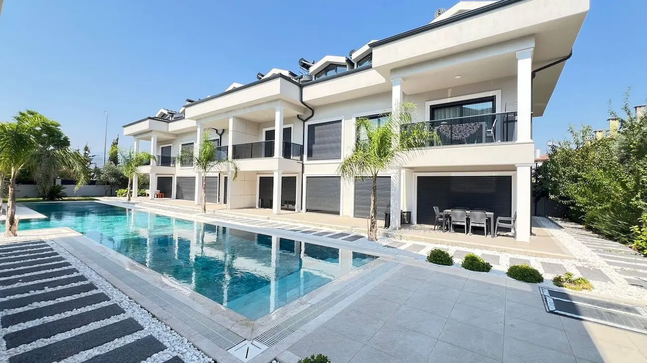 Homes in Calis